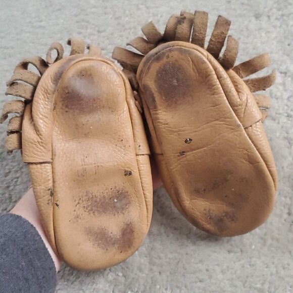 Freshly Picked Pebbled Leather Moccasins - Picture 3 of 4